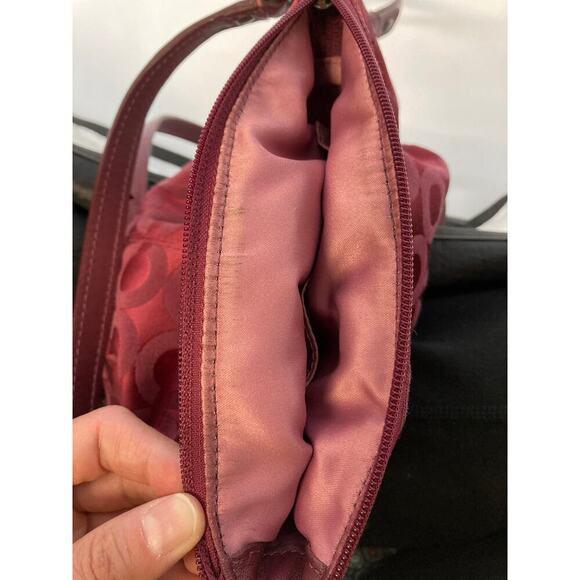 COACH 43107 SMALL WINE SIGNATURE PRINT CANVAS CROSSBODY BAG - Picture 15 of 15